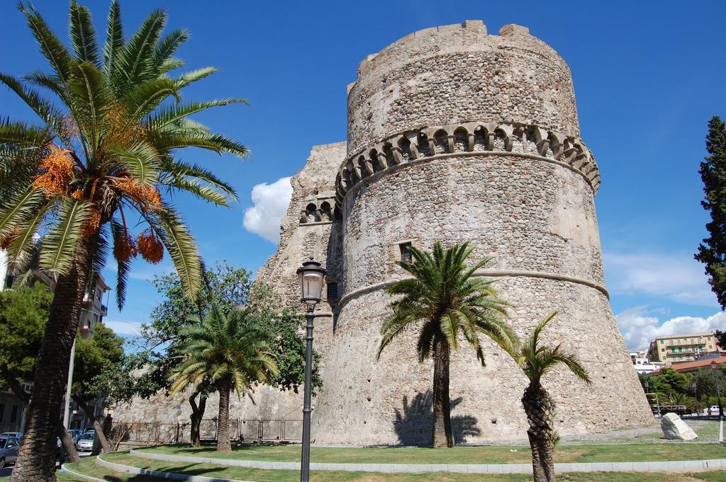 Aragonese Panzió Reggio Calabria Kültér fotó